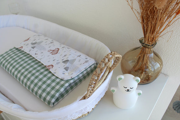 Muda Fraldas Portátil Com Bolsos | Vichy Verde e Ursinhos