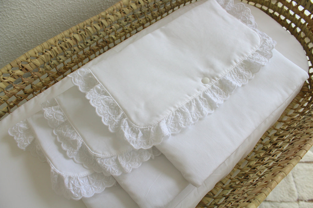 Envelope Multiusos Branco c/bordado inglês