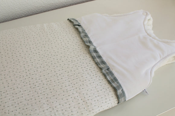 Saco de Dormir Polar | Branco Pintas Verdes