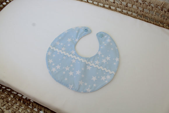 Babete + Prende Chupeta Azul Estrelas II